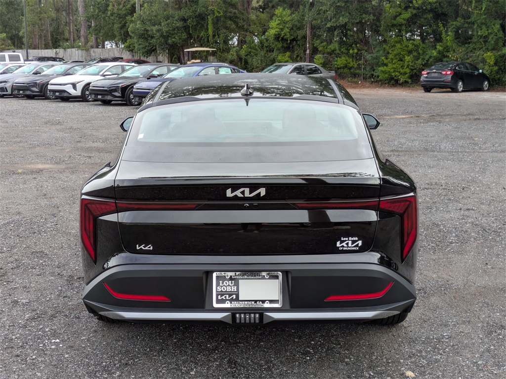 2025 Kia K4 LXS photo 4