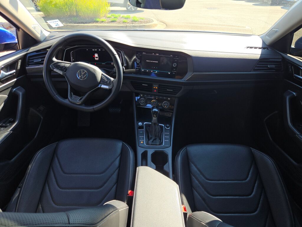 2022 Volkswagen Jetta 1.5T SEL photo 17