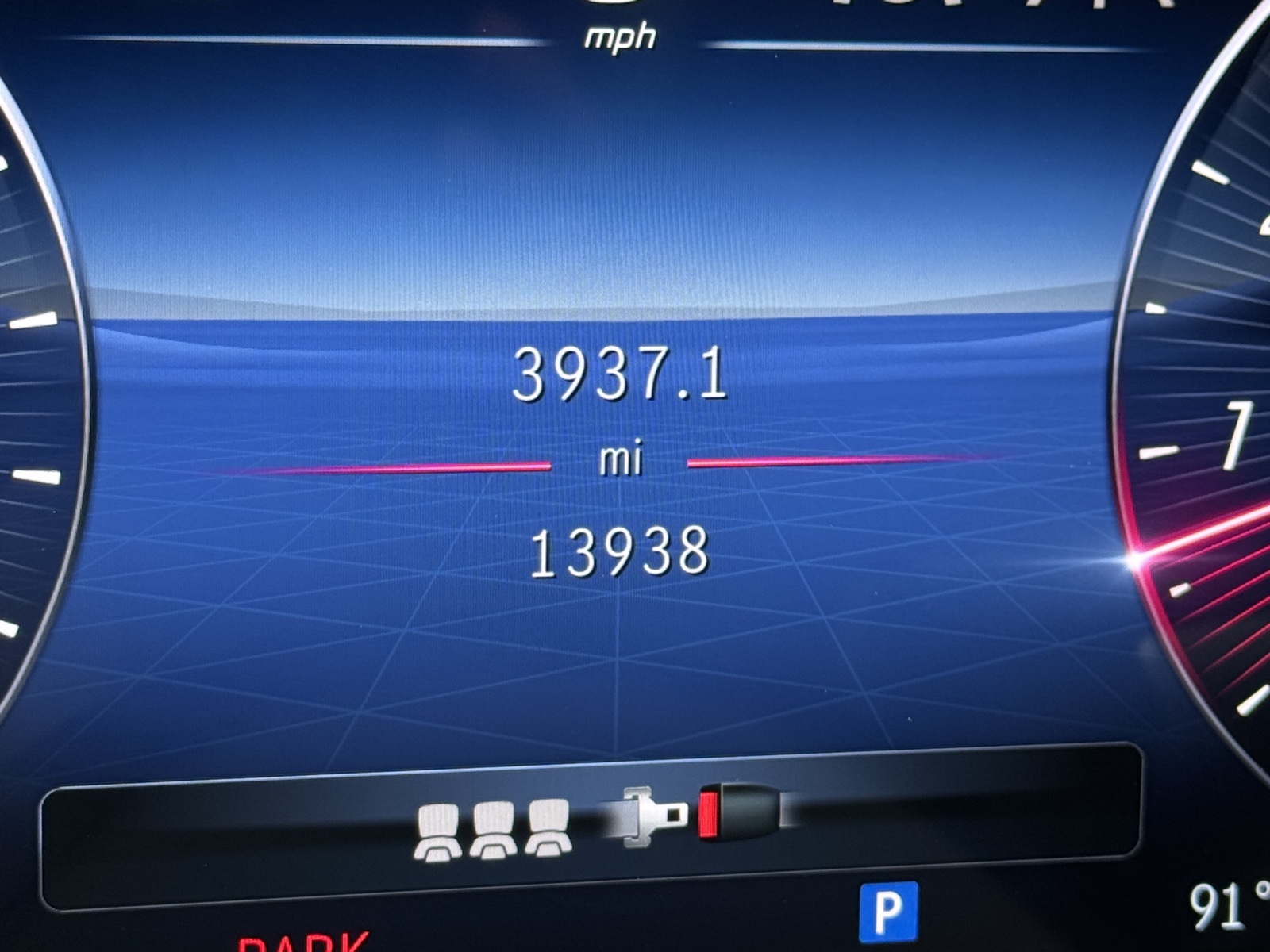 2024 Mercedes Benz S 580 4MATIC photo 3