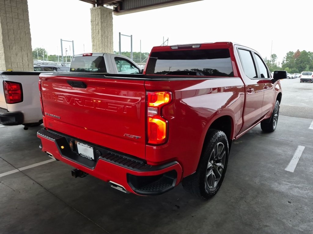 2021 Chevrolet Silverado 1500 RST photo 3