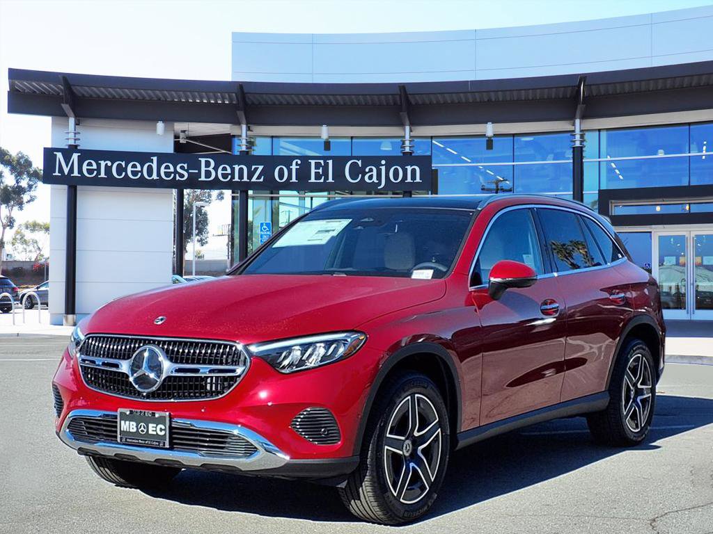 2026 Mercedes-Benz GLC Base's photo