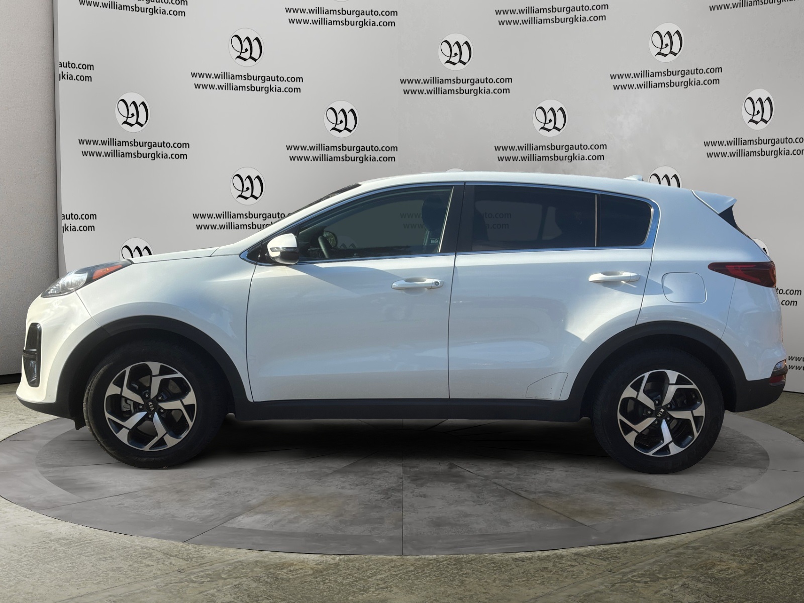 Used 2020 Kia Sportage LX with VIN KNDPM3AC4L7704629 for sale in Williamsburg, VA