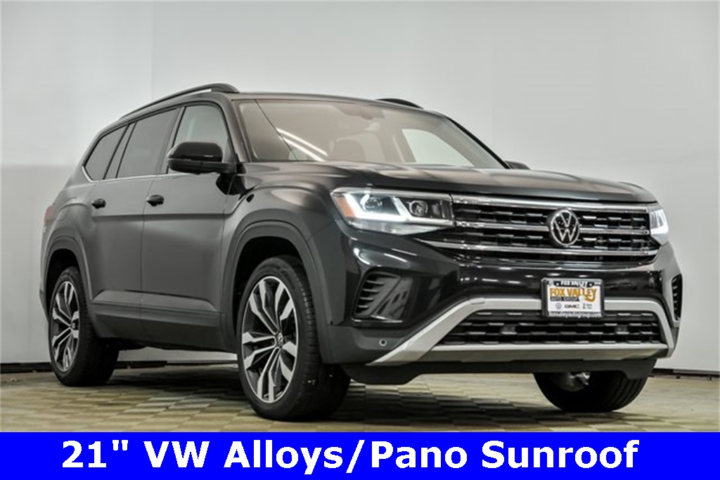 2022 Volkswagen Atlas SE w/Tech's photo