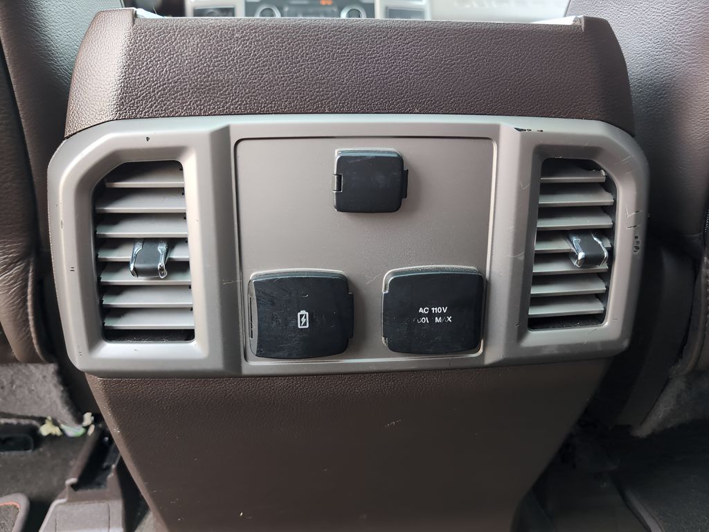 2018 Ford F-350 King Ranch photo 28