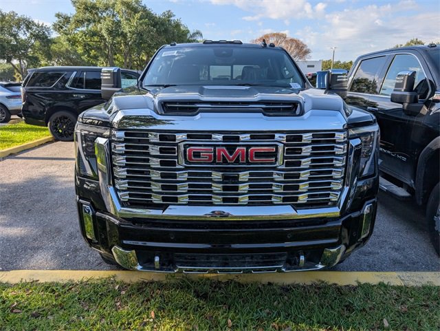 2025 Gmc Sierra 2500 HD Denali photo 3