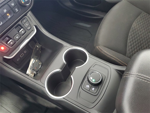 2020 Gmc Terrain SLE photo 20