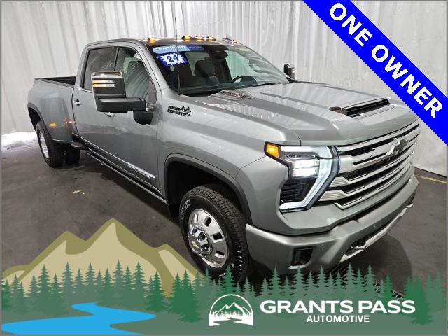 2024 Chevrolet Silverado 3500HD High Country's photo