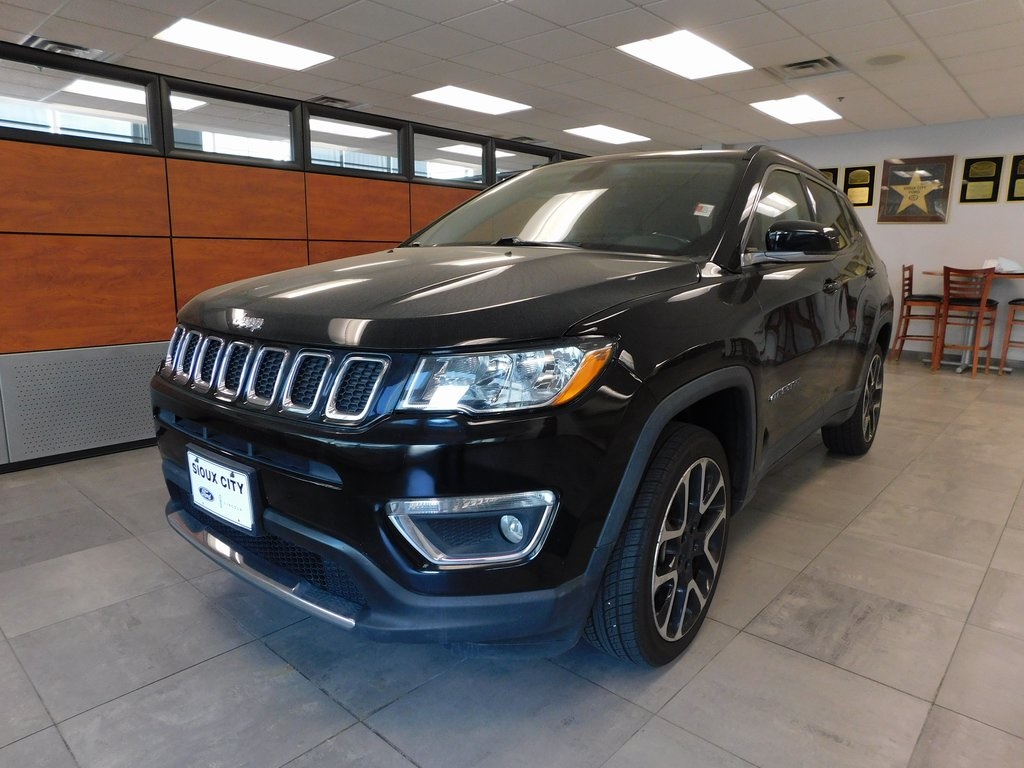2018 Jeep Compass Limited photo 2