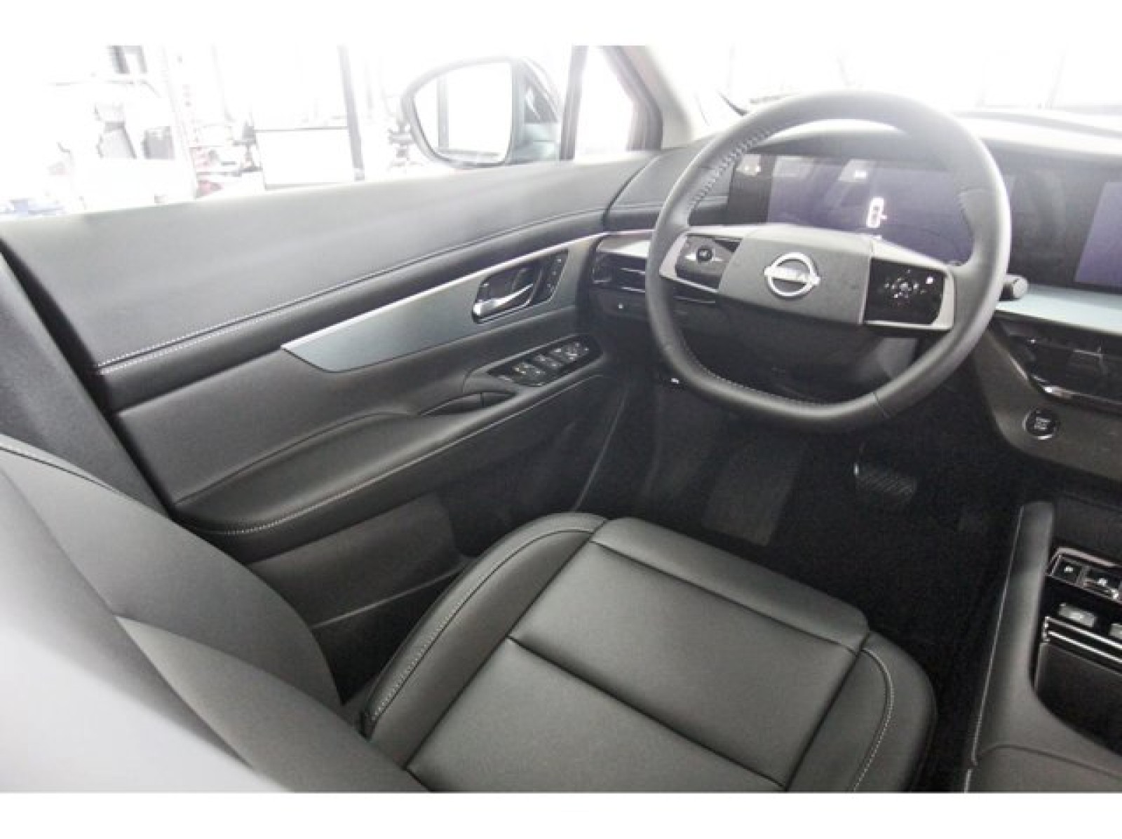 2025 Nissan Murano SL White at Robbins Nissan