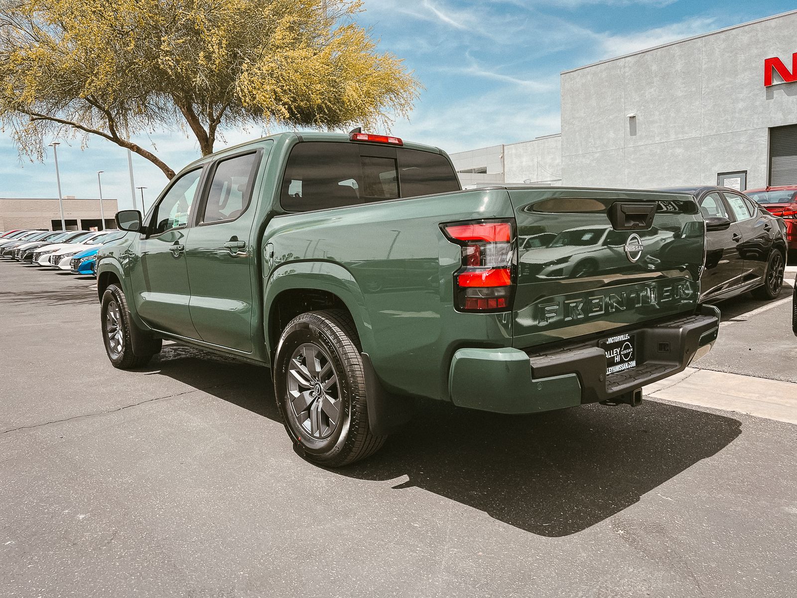 2025 Nissan Frontier SV photo 4