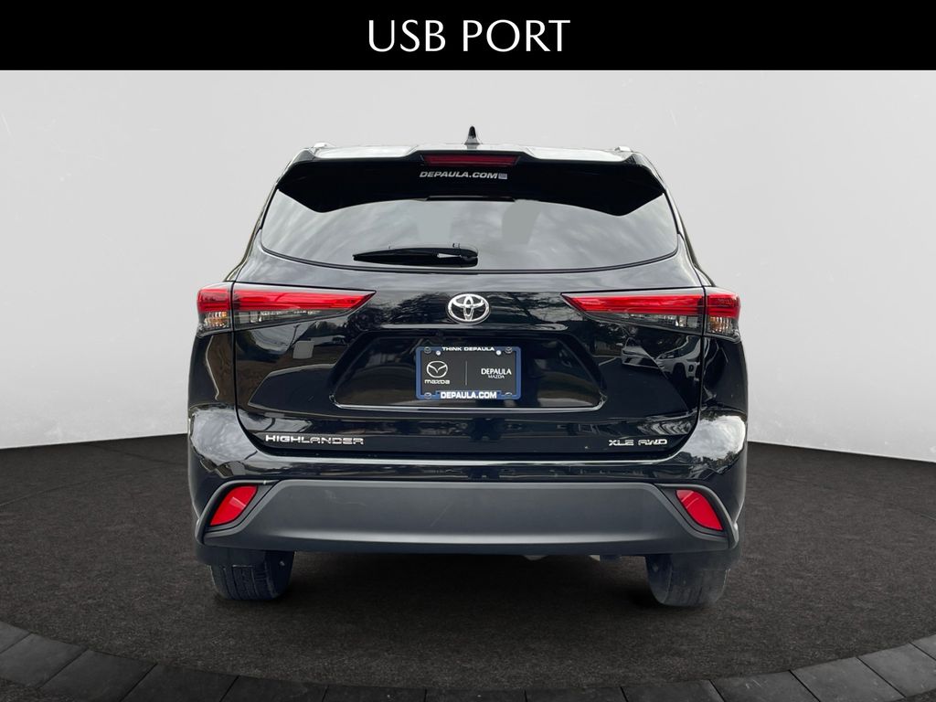 2022 Toyota Highlander XLE photo 4
