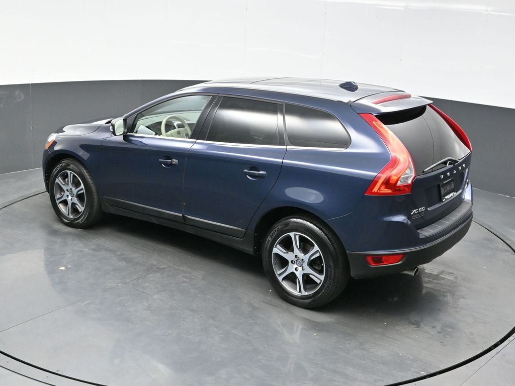 2012 Volvo XC60 T6 Premier Plus photo 33