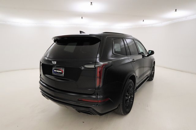 2024 Cadillac XT6 Sport photo 3