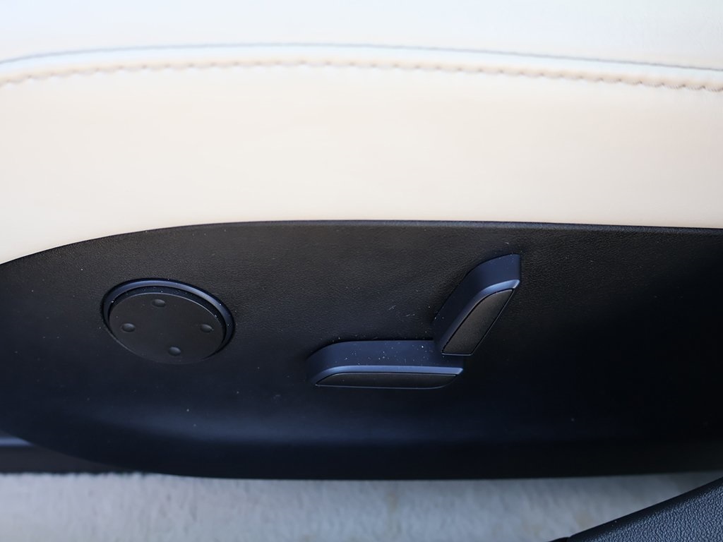 2018 Tesla Model S 75D photo 33