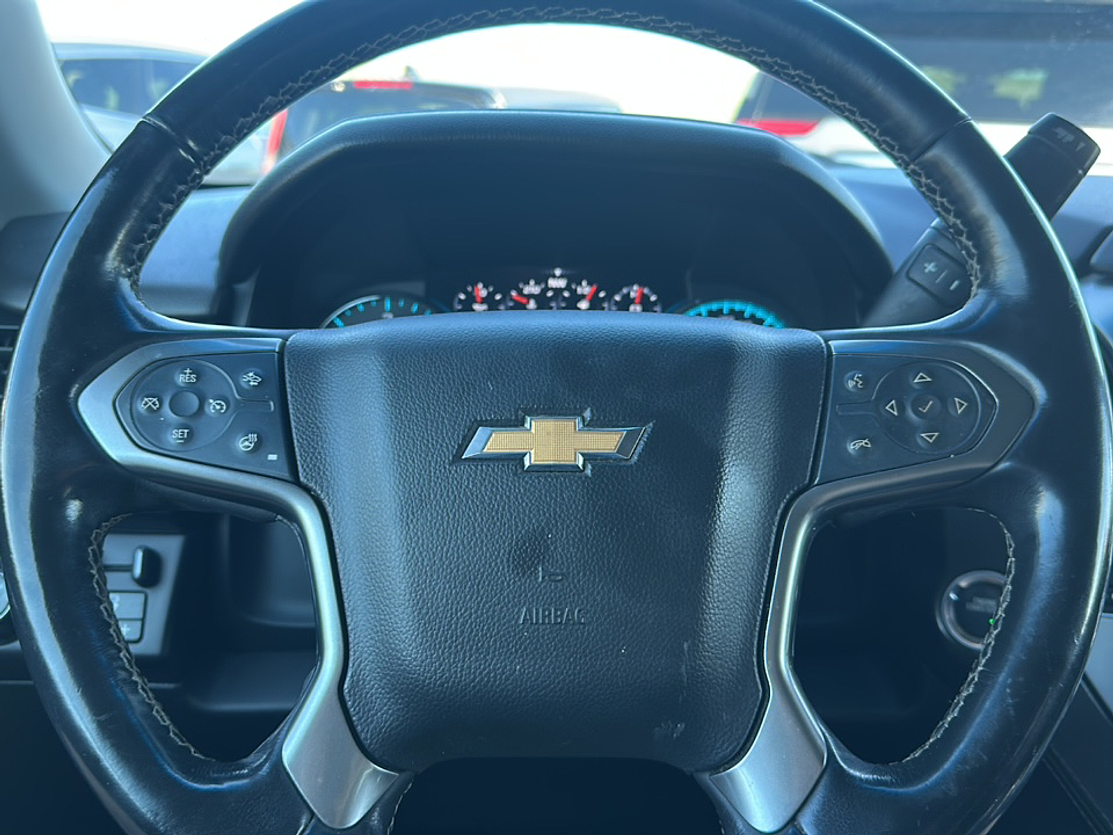 2019 Chevrolet Suburban Premier photo 7