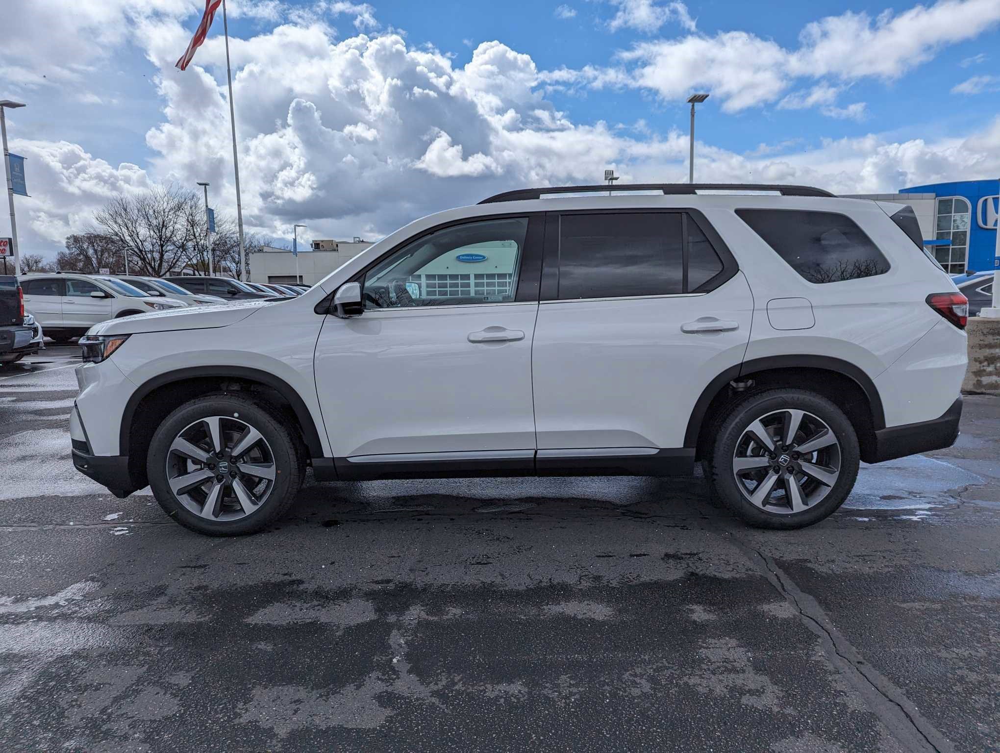 2025 Honda Pilot Elite photo 5