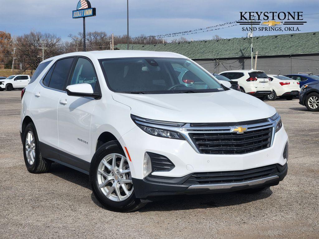 2024 Chevrolet Equinox LT's photo
