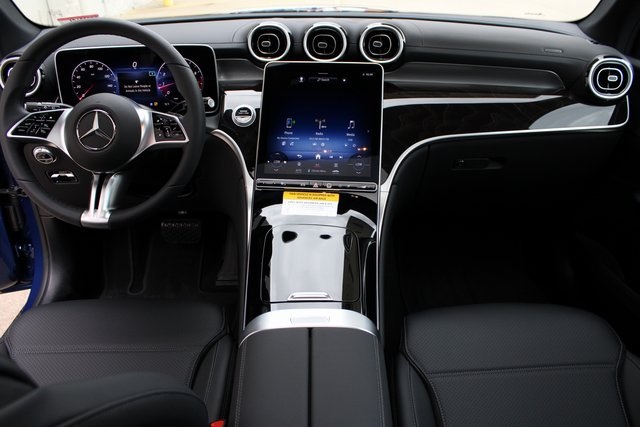 2024 Mercedes Benz GLC 300 4MATIC photo 26