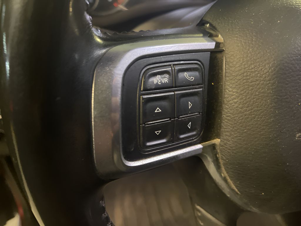 2020 Ram 2500 Laramie photo 11
