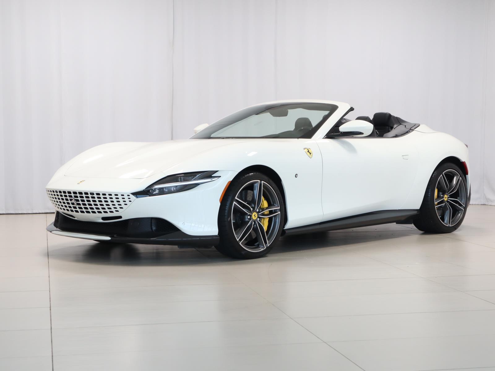2024 Ferrari Roma Spider photo 3