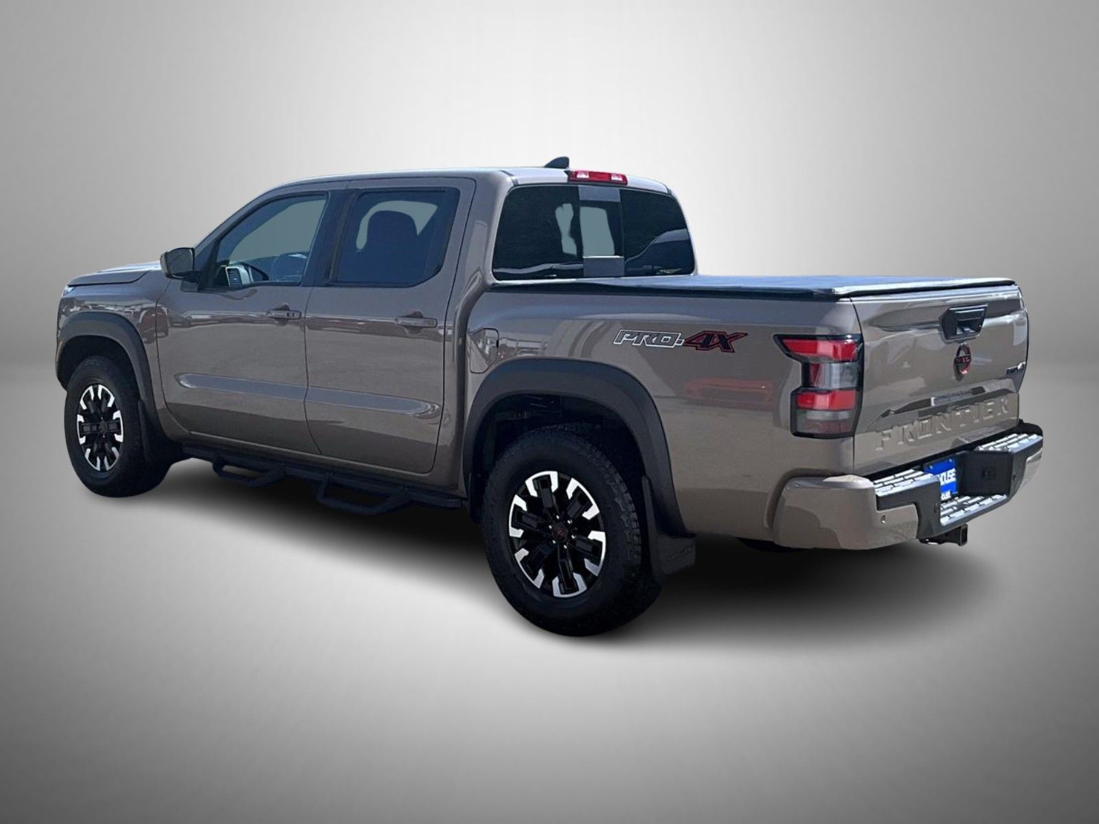 2023 Nissan Frontier PRO-4X photo 5