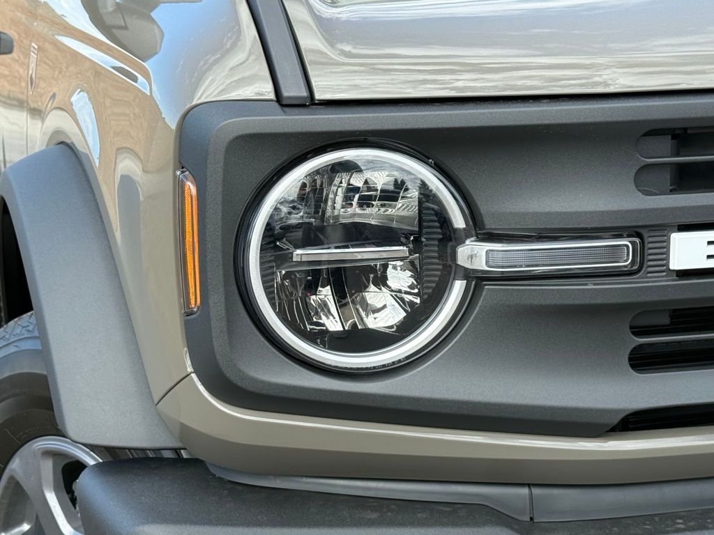 2025 Ford Bronco Big Bend photo 3