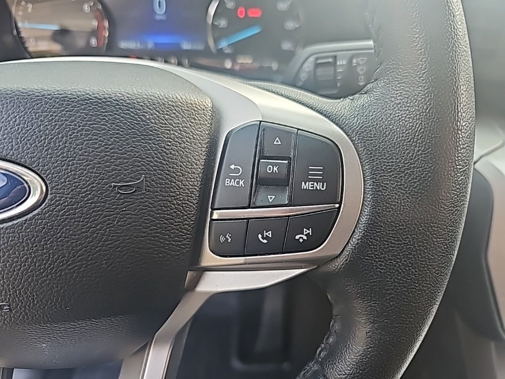 2023 Ford Explorer XLT photo 23