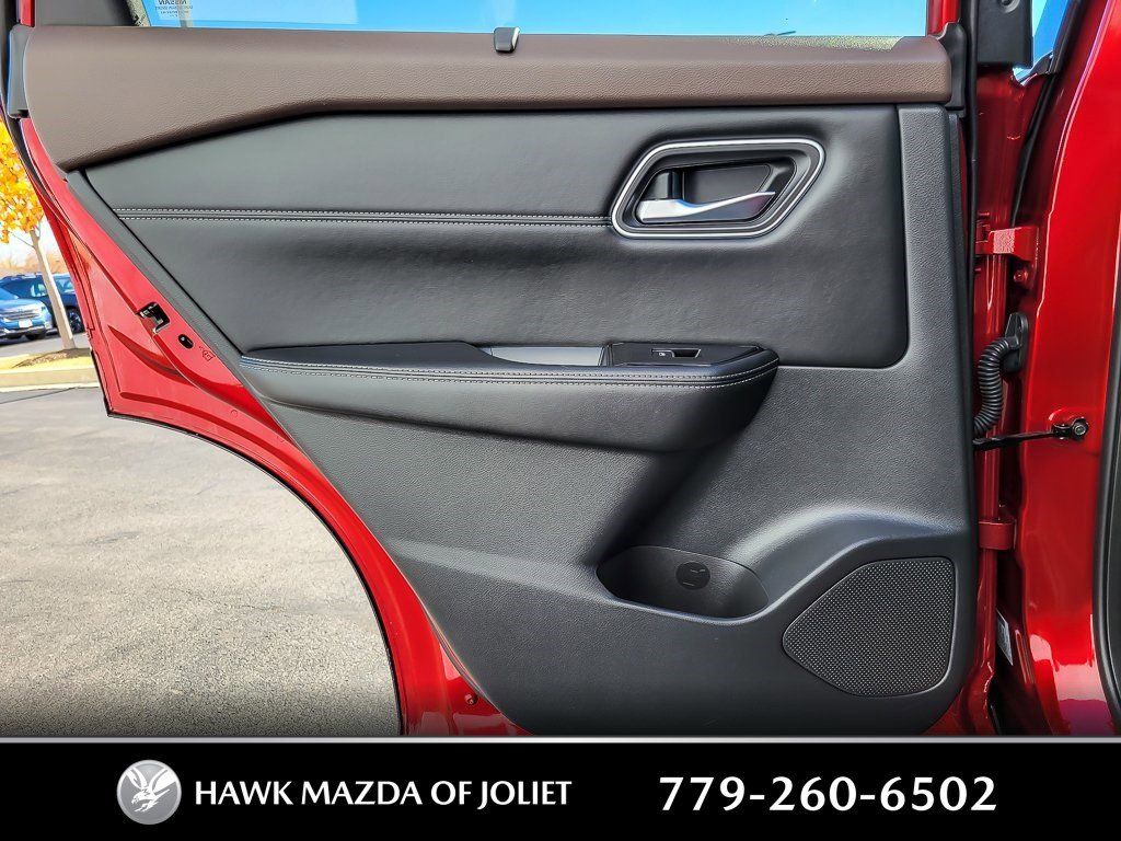 2021 NISSAN ROGUE - Image 17