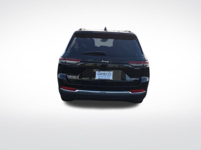 2022 Jeep Grand Cherokee Limited photo 4