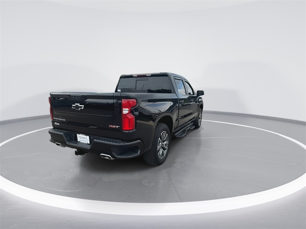 2024 Chevrolet Silverado 1500 RST photo 8