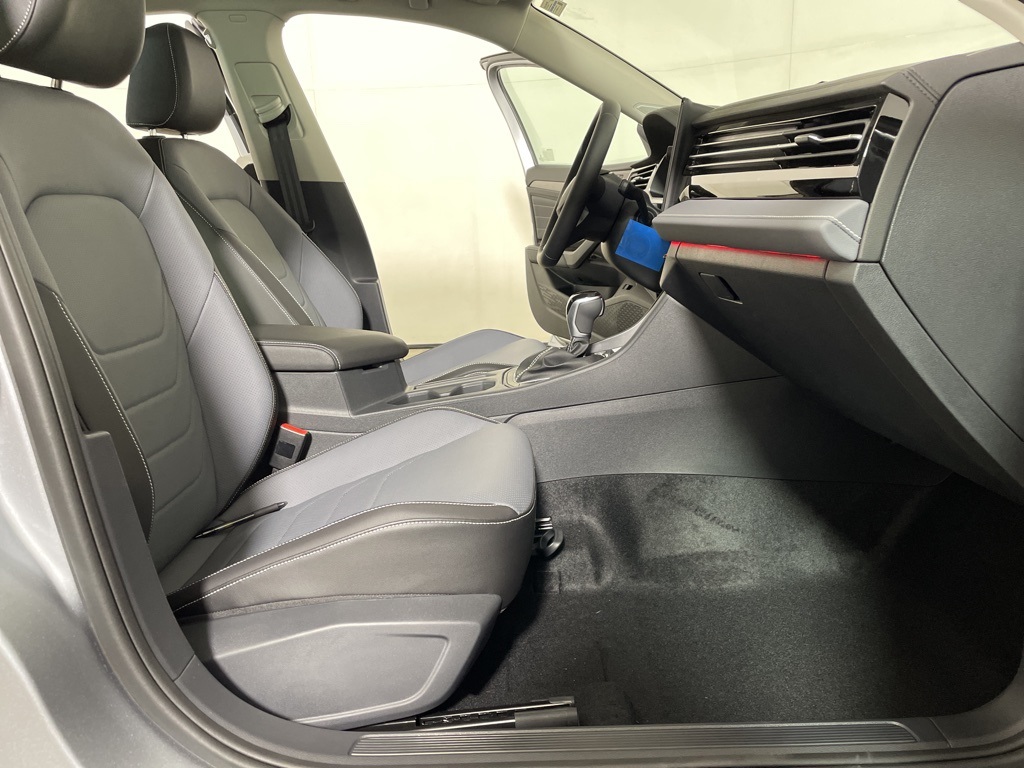 2025 Volkswagen Jetta 1.5T SEL photo 27