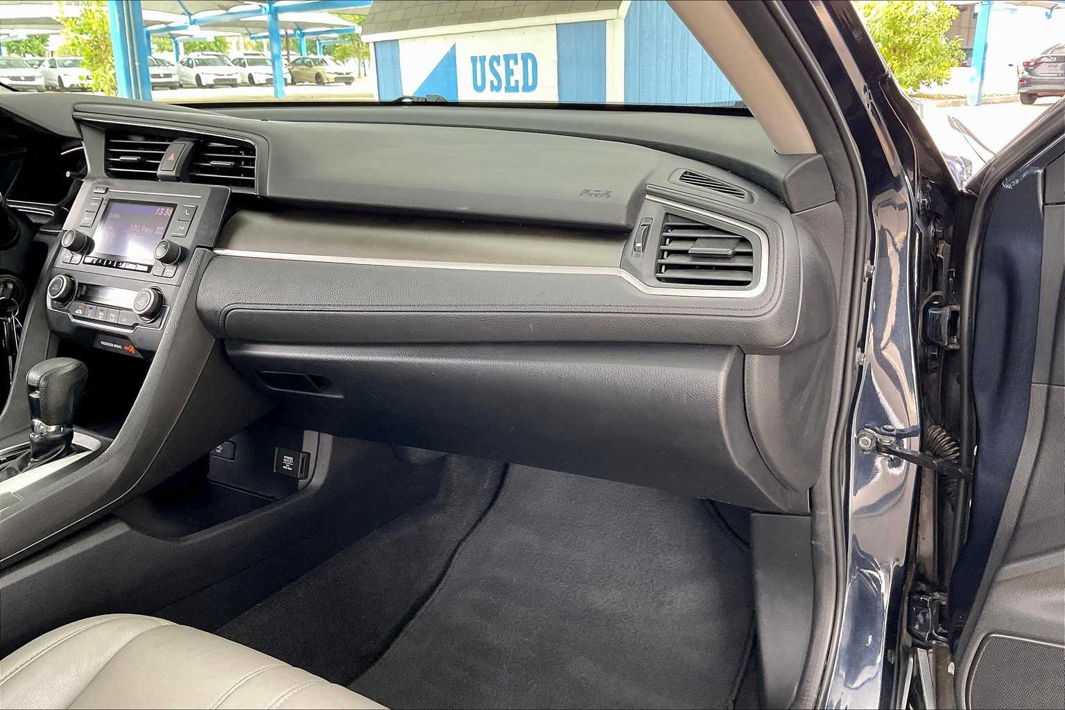 2020 Honda Civic LX photo 17