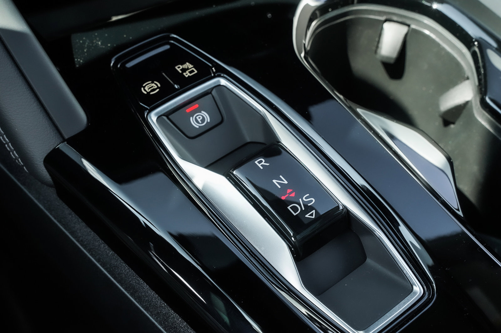 2025 Audi Q5 Premium Plus photo 12
