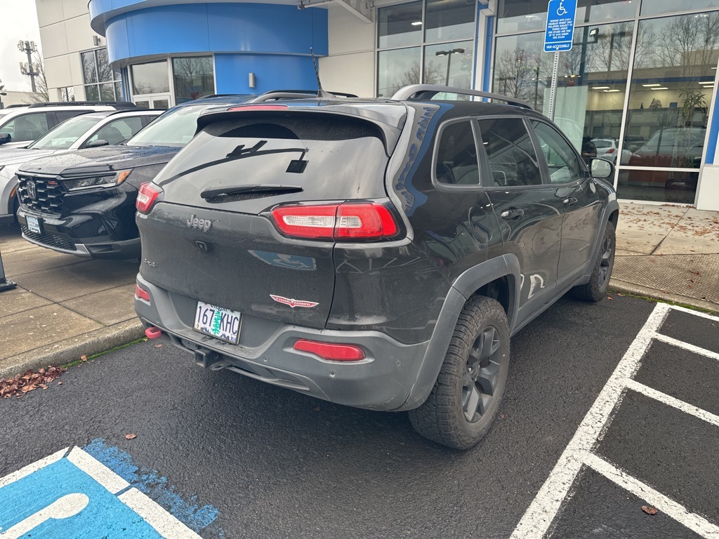 2017 Jeep Cherokee Trailhawk photo 3