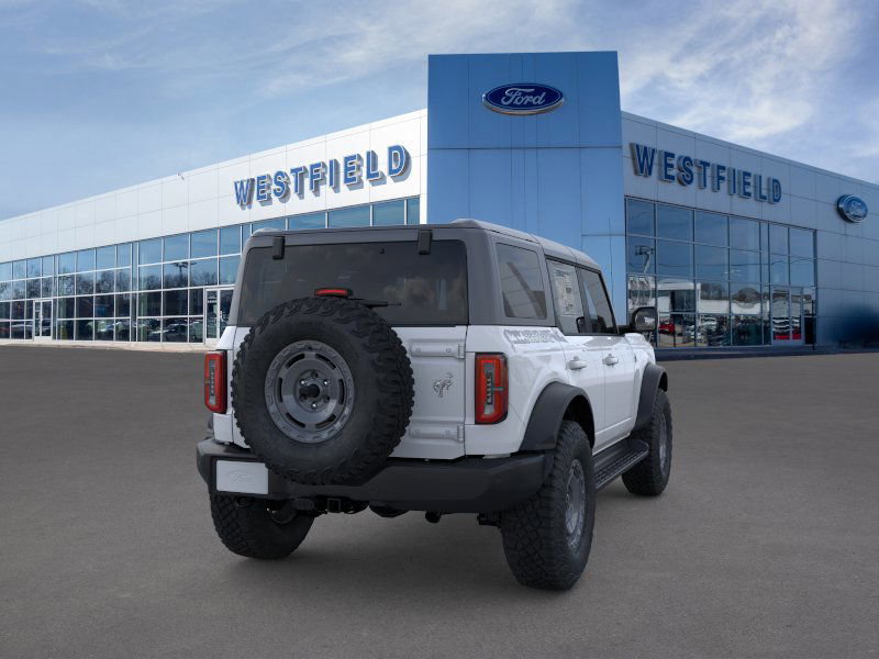 2025 Ford Bronco Outer Banks photo 8