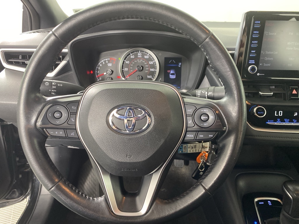 2022 Toyota Corolla SE photo 3