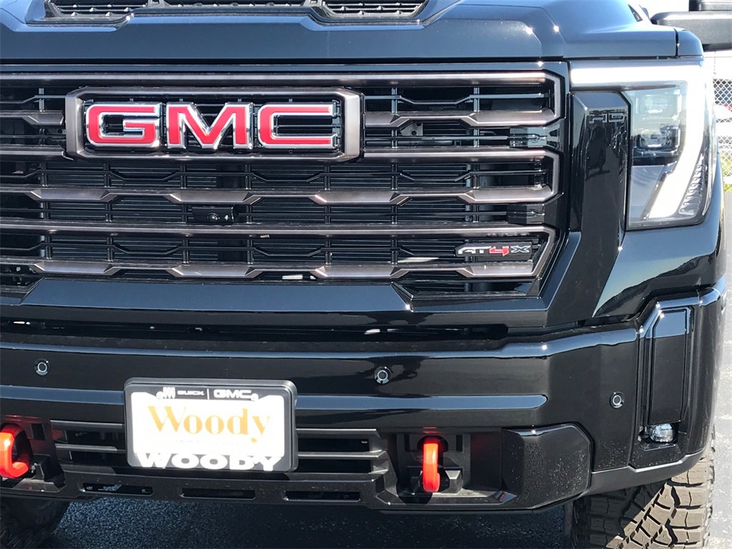 2026 Gmc Sierra 2500 HD AT4X photo 9