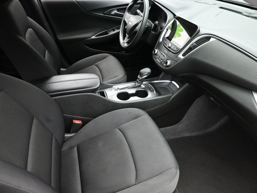 Image of Pre-Owned 2024 Chevrolet Malibu LT