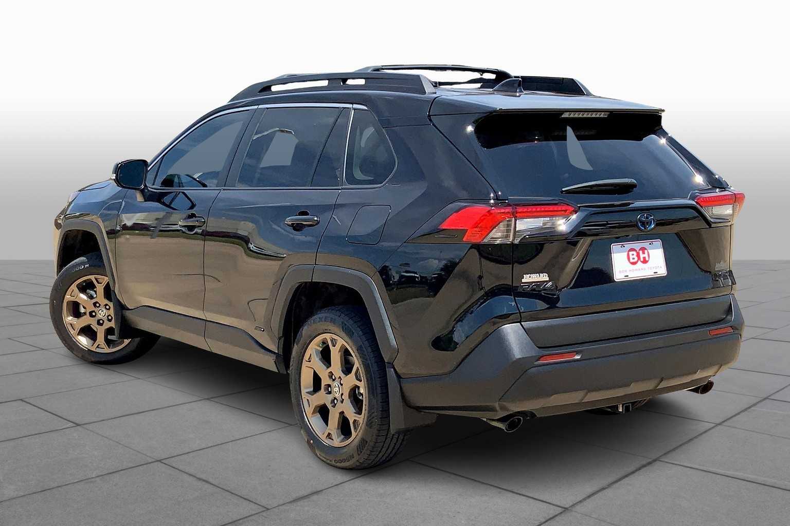 2024 Toyota RAV4 Hybrid photo 10