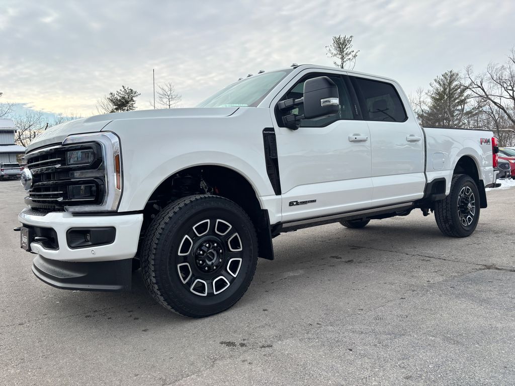 2026 Ford F-350 Super Duty Platinum's photo