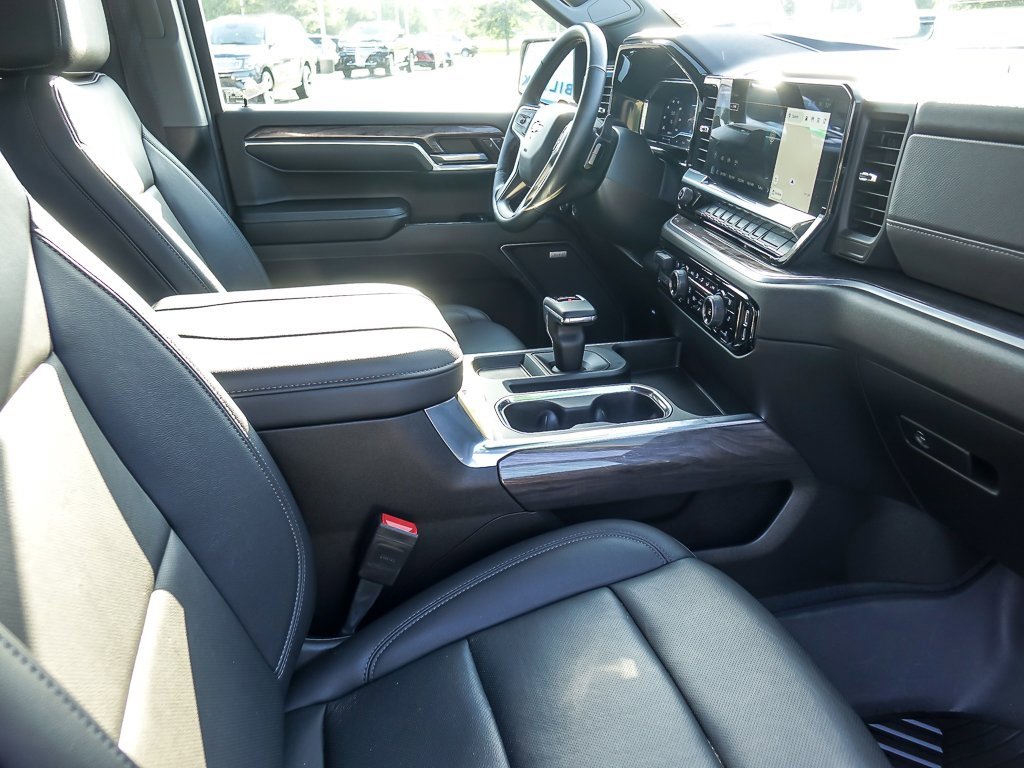 2024 CHEVROLET SILVERADO - Image 33