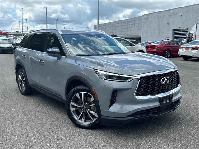 2025 Infiniti QX60 Luxe AWD photo 2