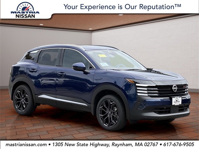 2025 Nissan Kicks SR AWD's photo