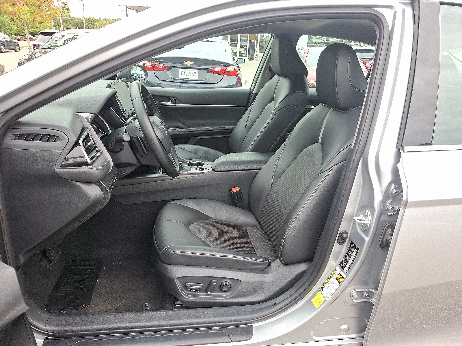 2023 Toyota Camry XSE photo 14