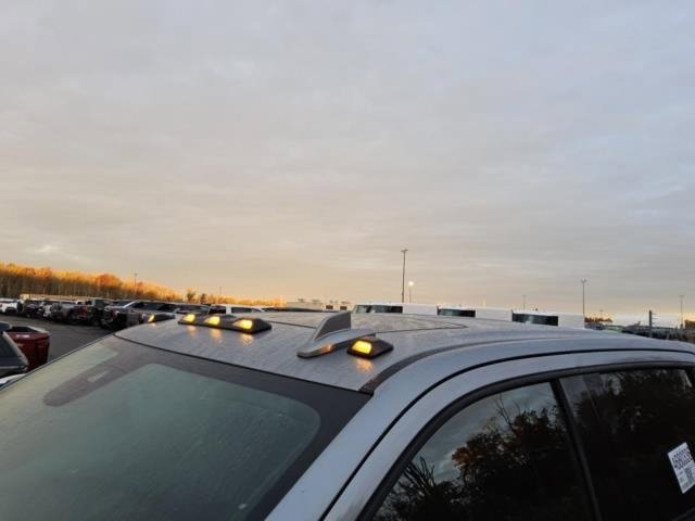 2024 Chevrolet Silverado 3500HD High Country photo 4