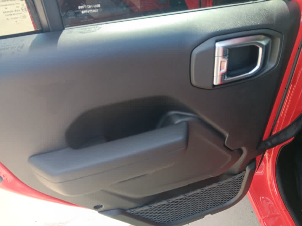 2025 Jeep Wrangler Sport S photo 9