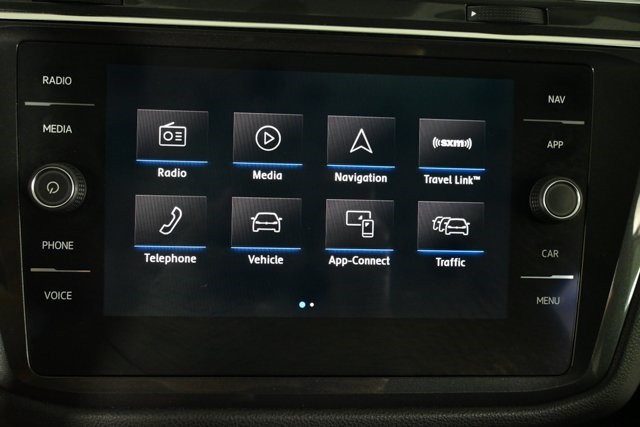 2018 Volkswagen Tiguan SEL photo 27