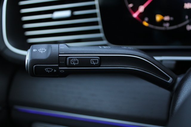2025 Mercedes Benz GLS 450 4MATIC photo 18