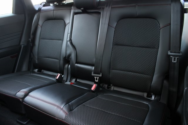 2025 Ford Escape ST-Line photo 18