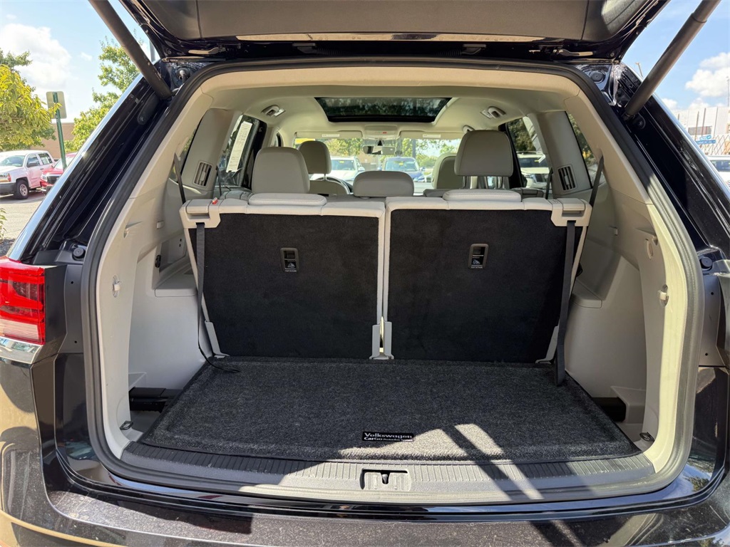 2023 Volkswagen Atlas V6 SE Technology photo 32